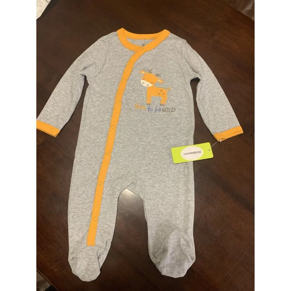NWT Kiddiezoom 6M Animal Print Bodysuit & Star Print Onesie 6M‎